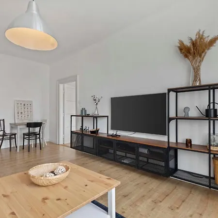 Ah Legionarska Apartment