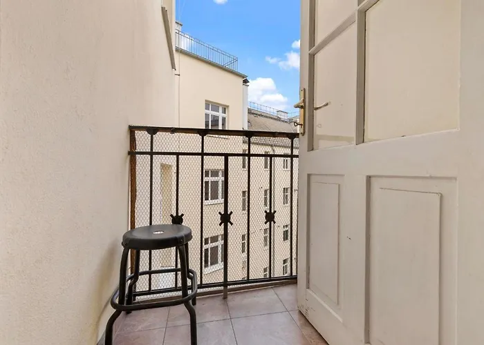 Ah Legionarska Apartment